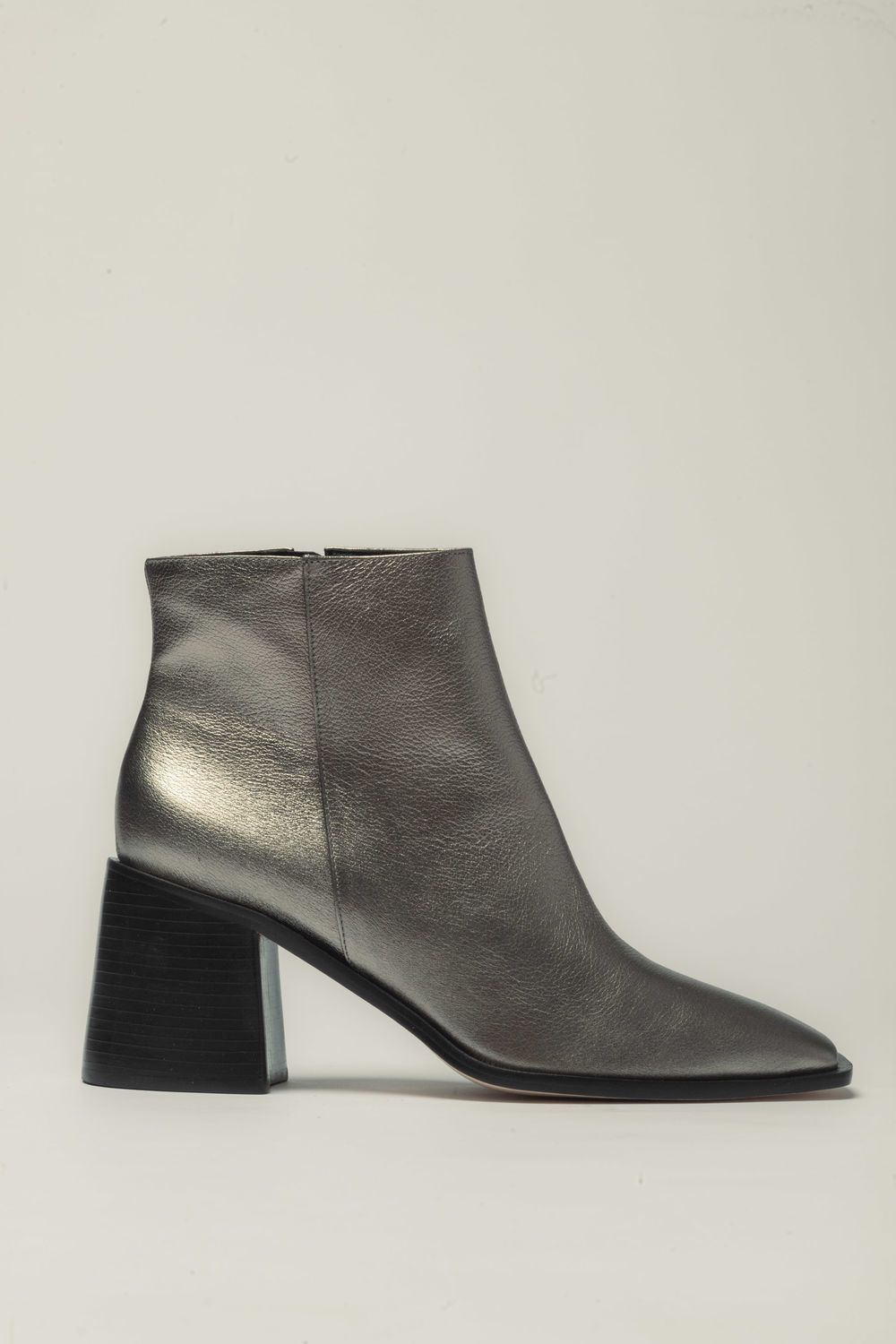 Bota Lucia