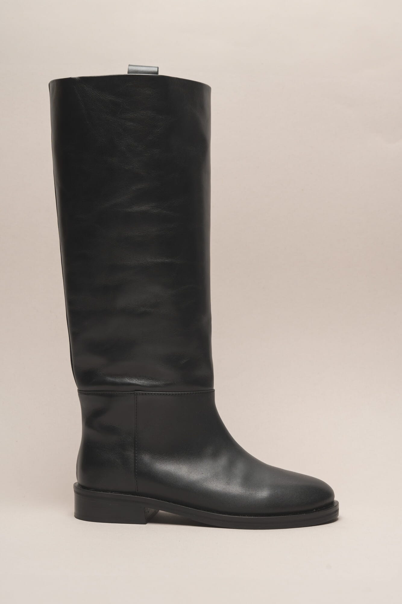 Bota Carlota