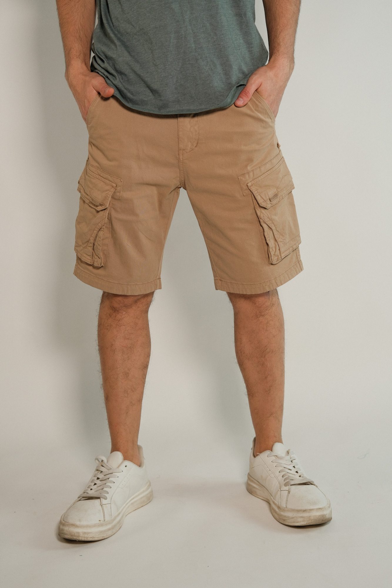 Bermuda cargo de gabardina con lycra Marsella