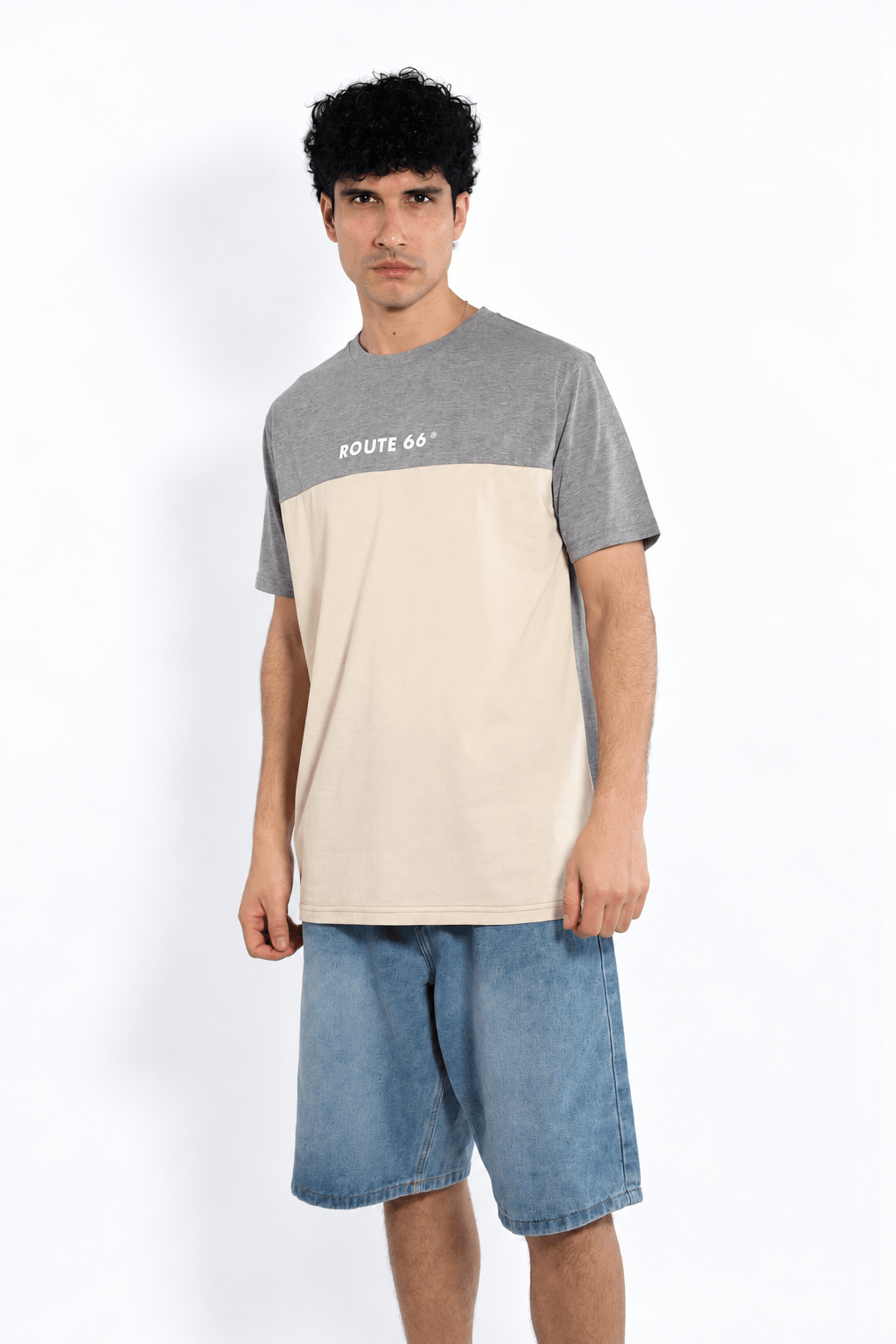 Remera combinada Golem 
