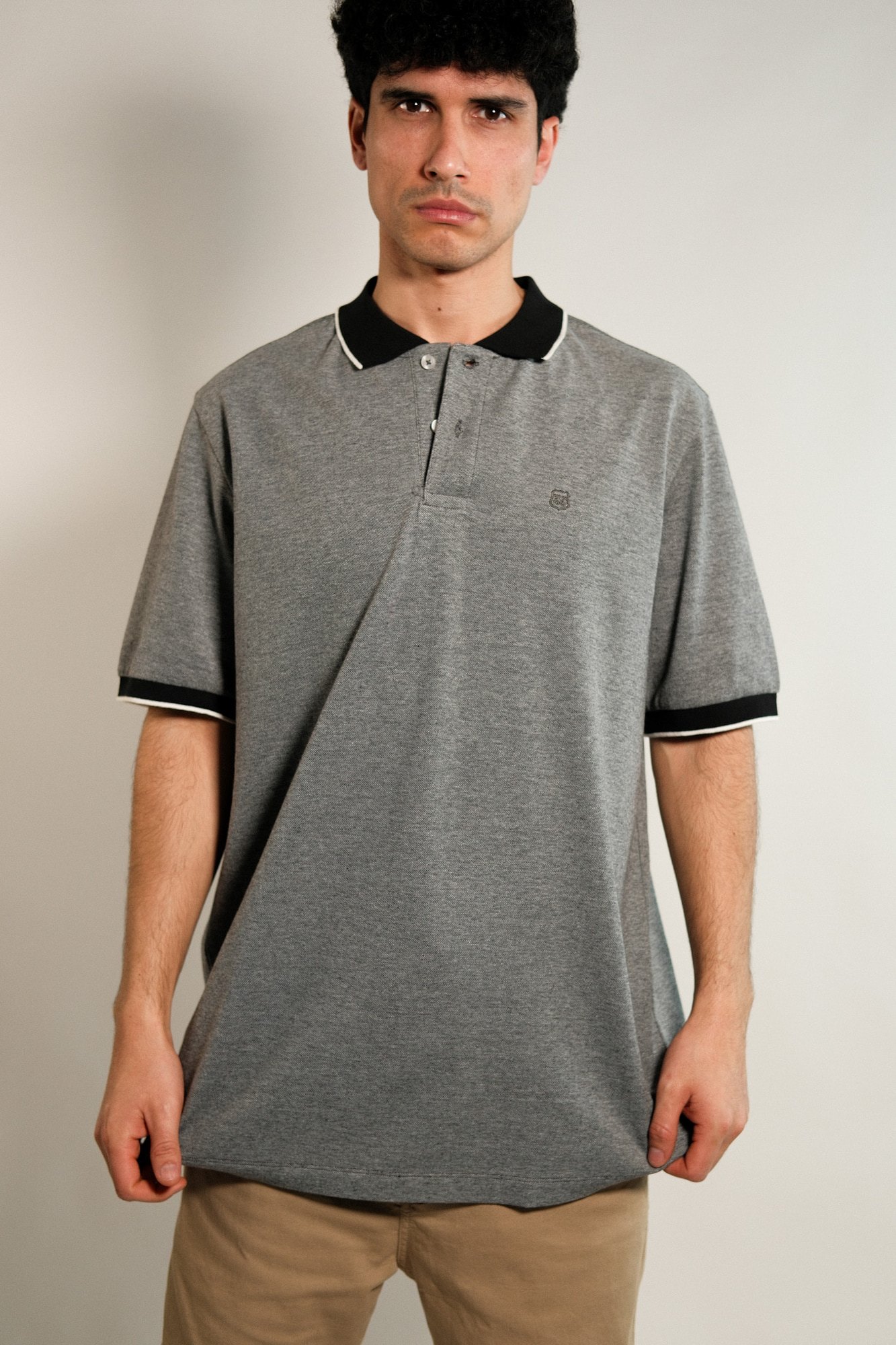 Polo con cuello y puños combinados Souza