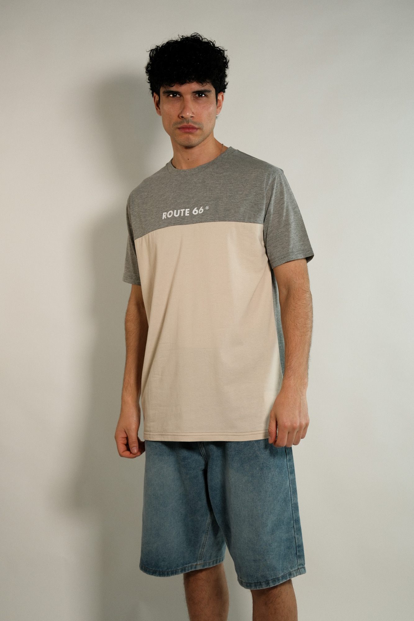 Remera combinada Golem 