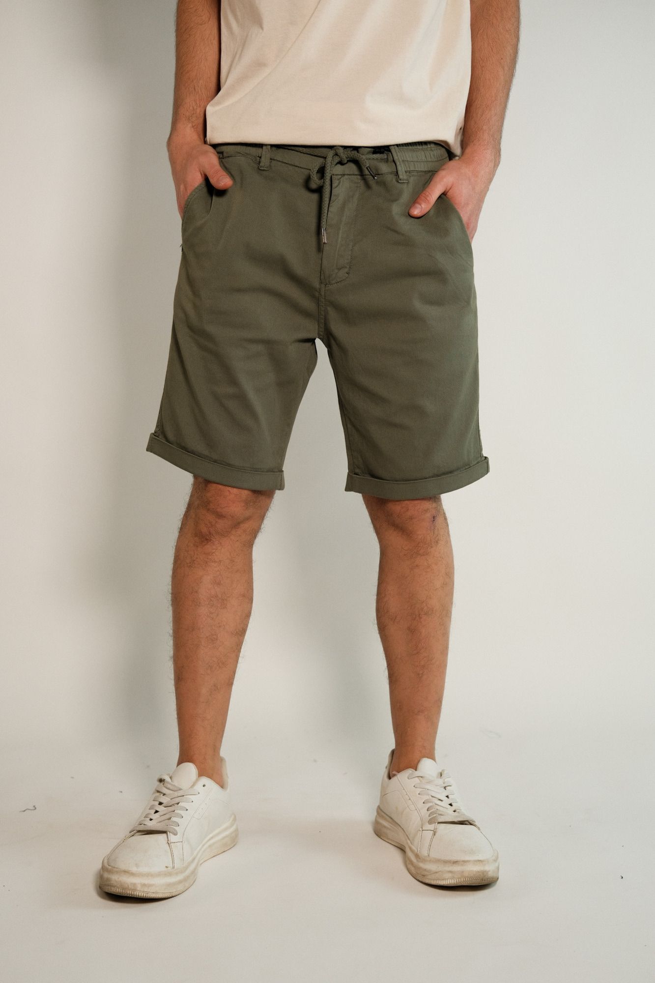 Bermuda chino de gabardina c/lycra y cordón de ajuste Nantes