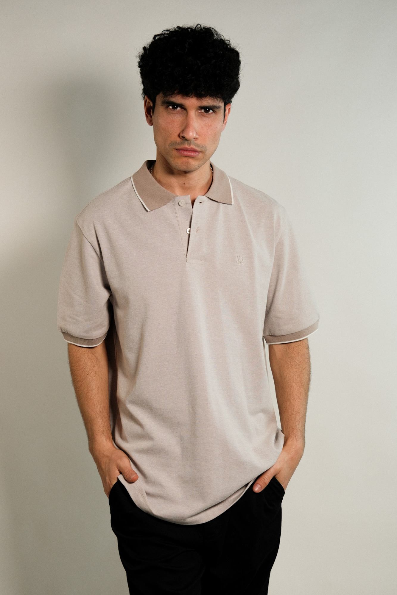 Polo con cuello y puños combinados Souza