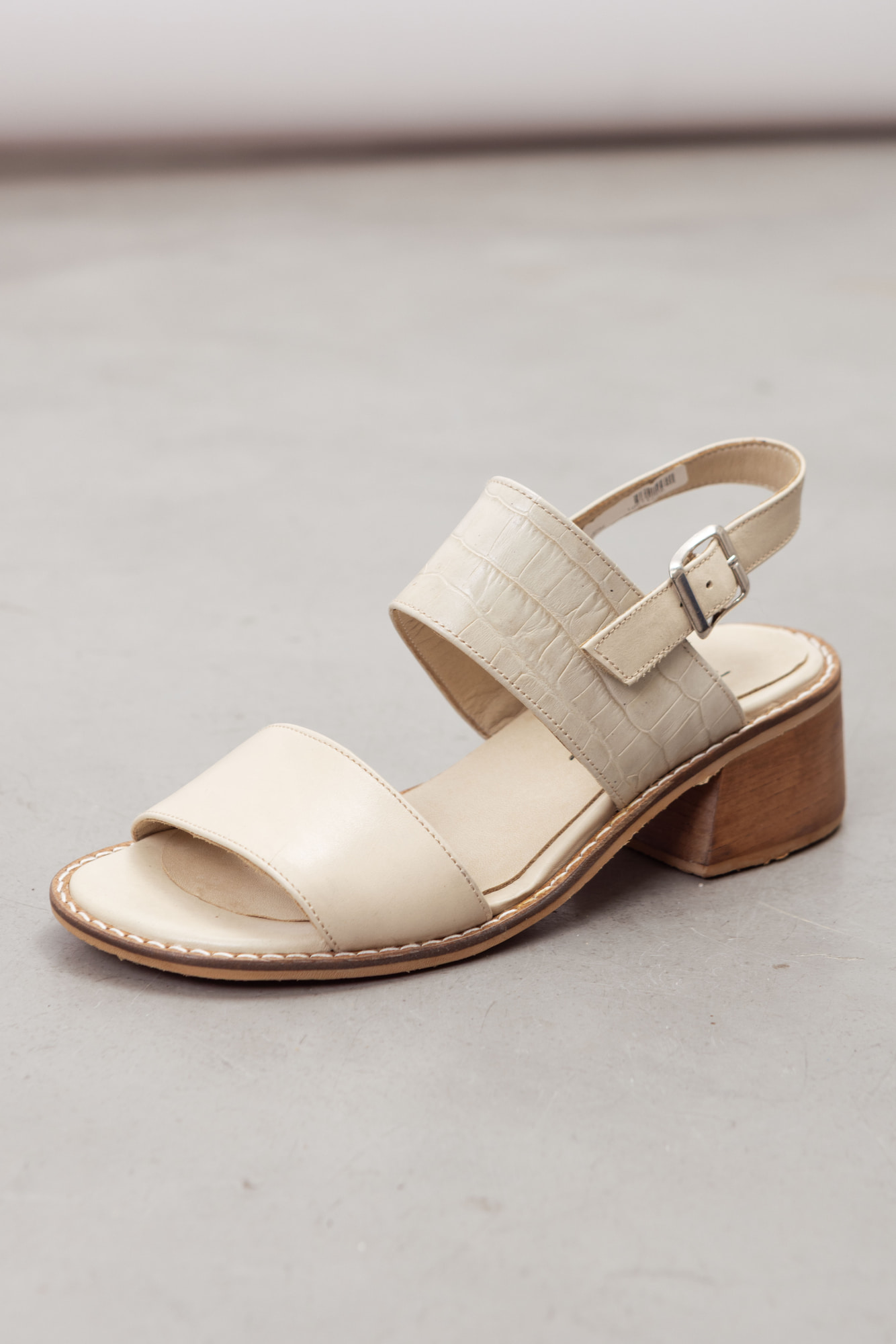 SANDALIA 2 FAJAS COMB C/CROCO 69311201
