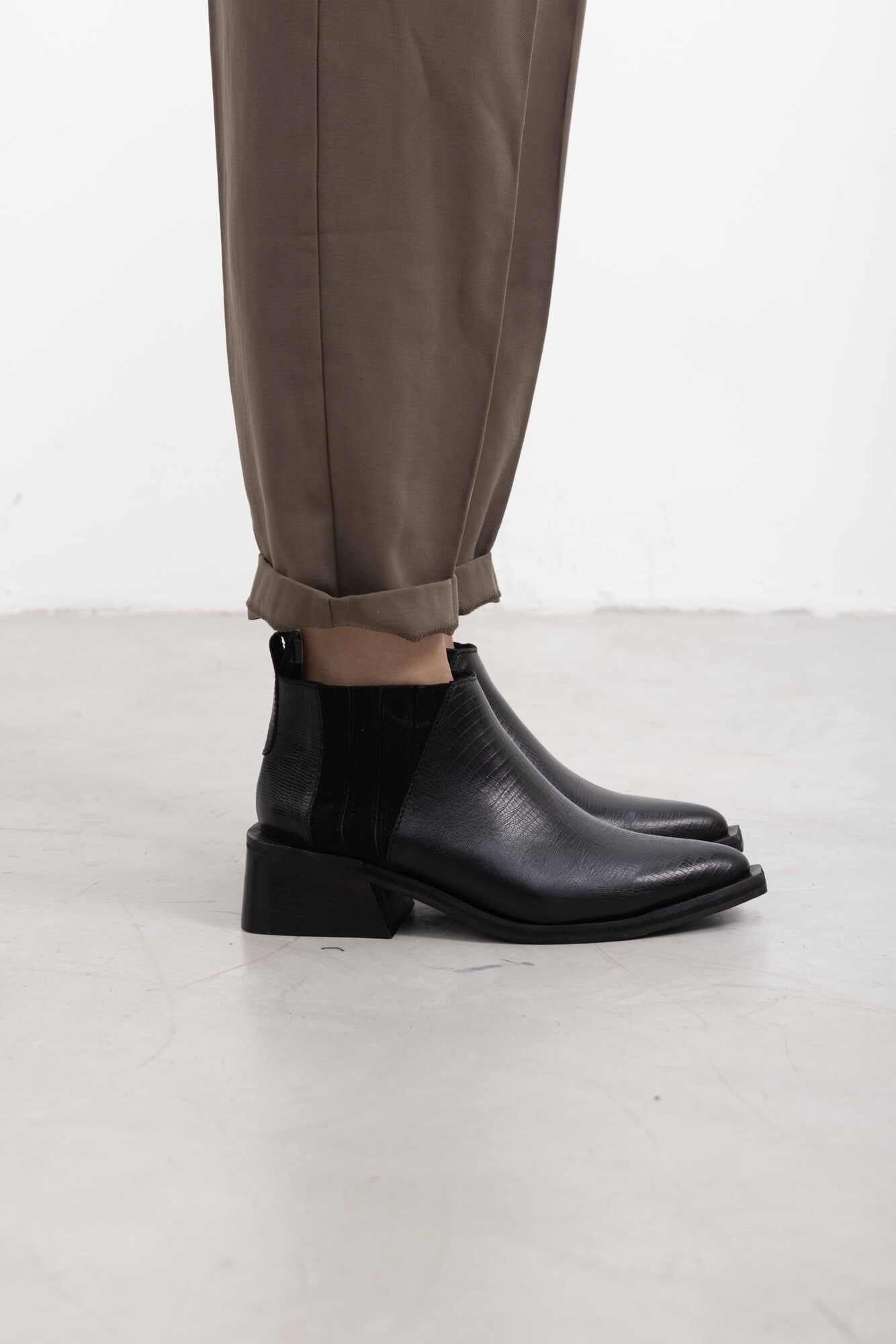 BOTA LUMILA