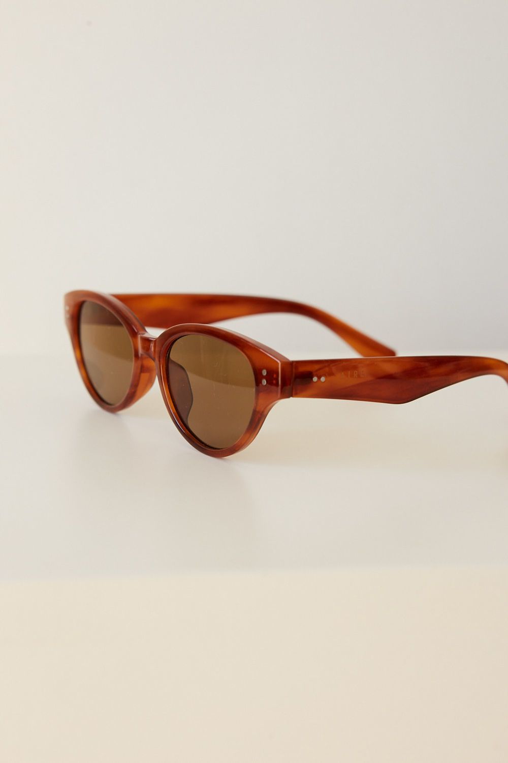 ODETTE SUNNIES
