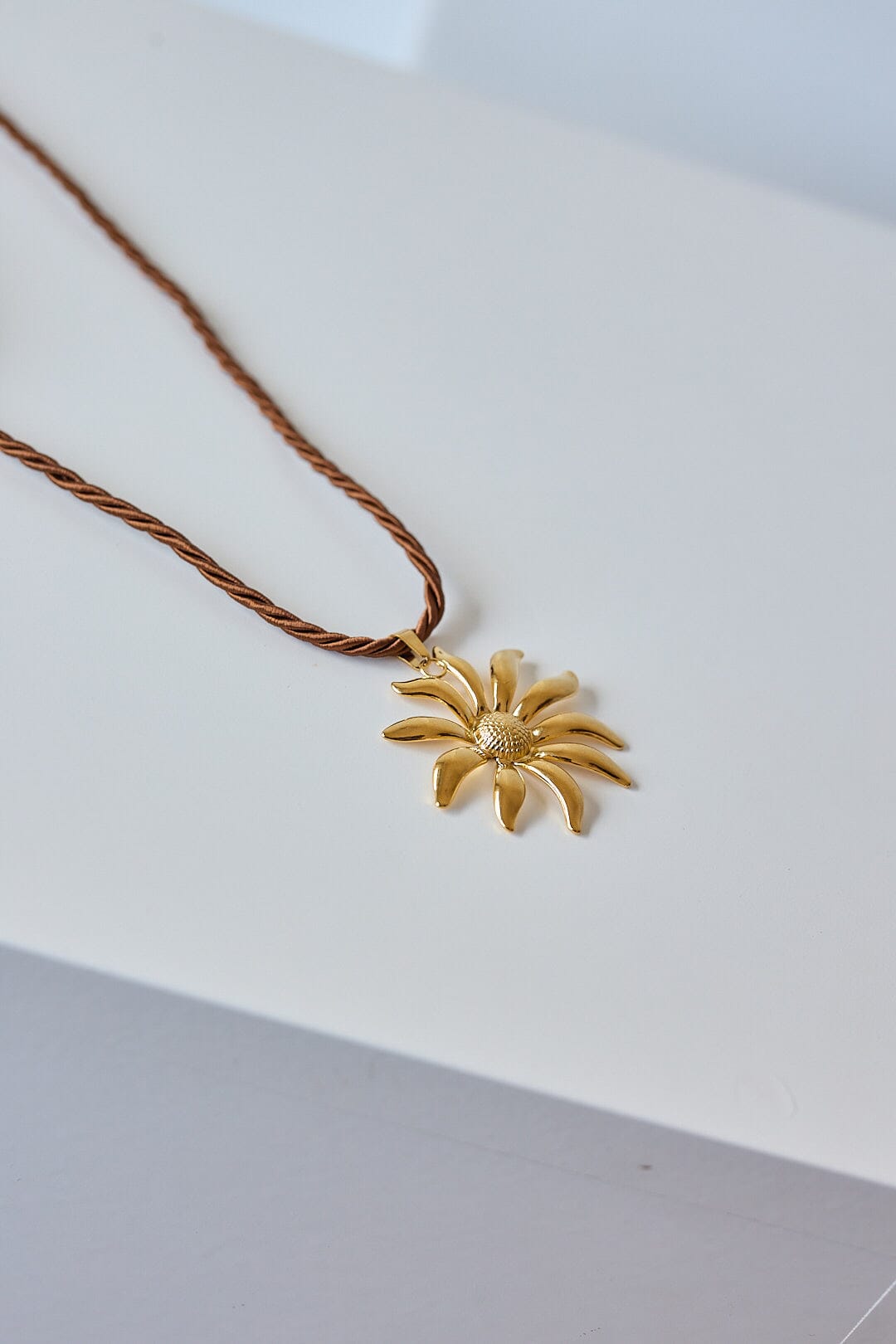 COLLAR MARGA GOLD SAILOR