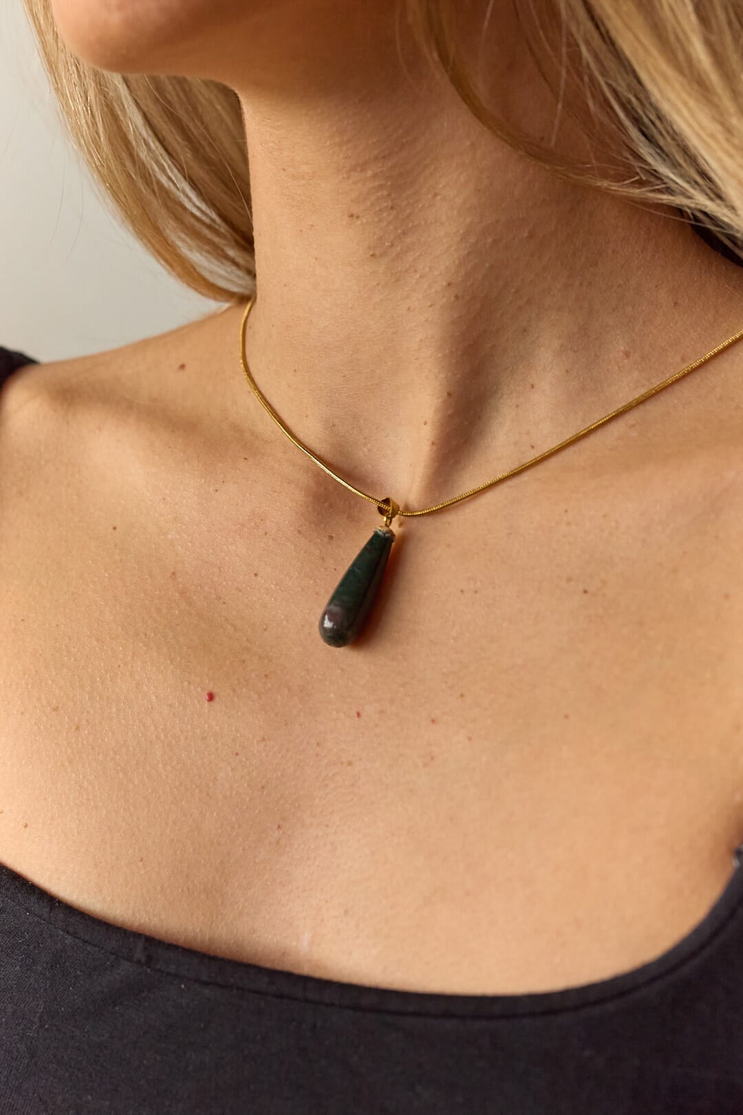 COLLAR GOTA STONE