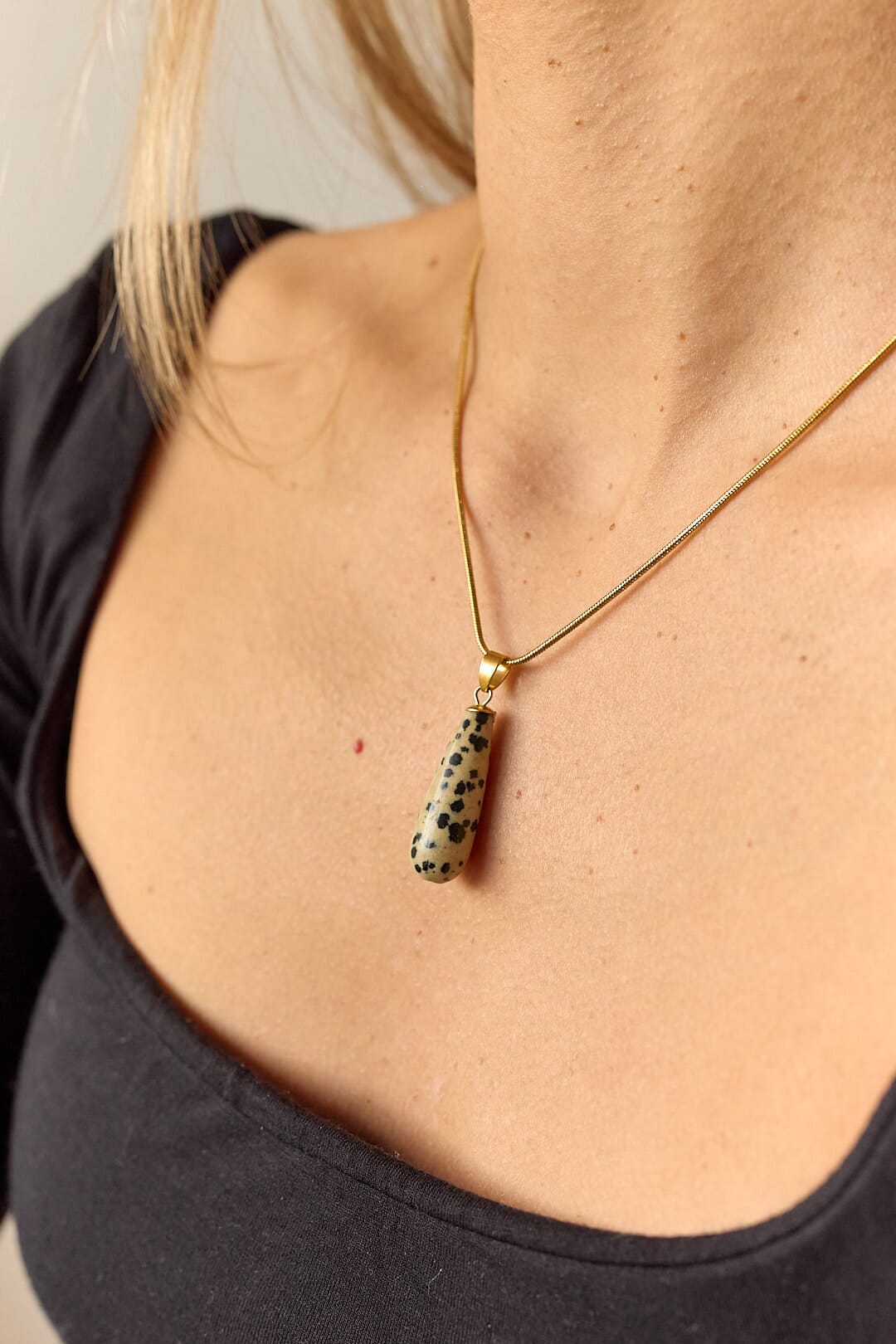 COLLAR GOTA STONE