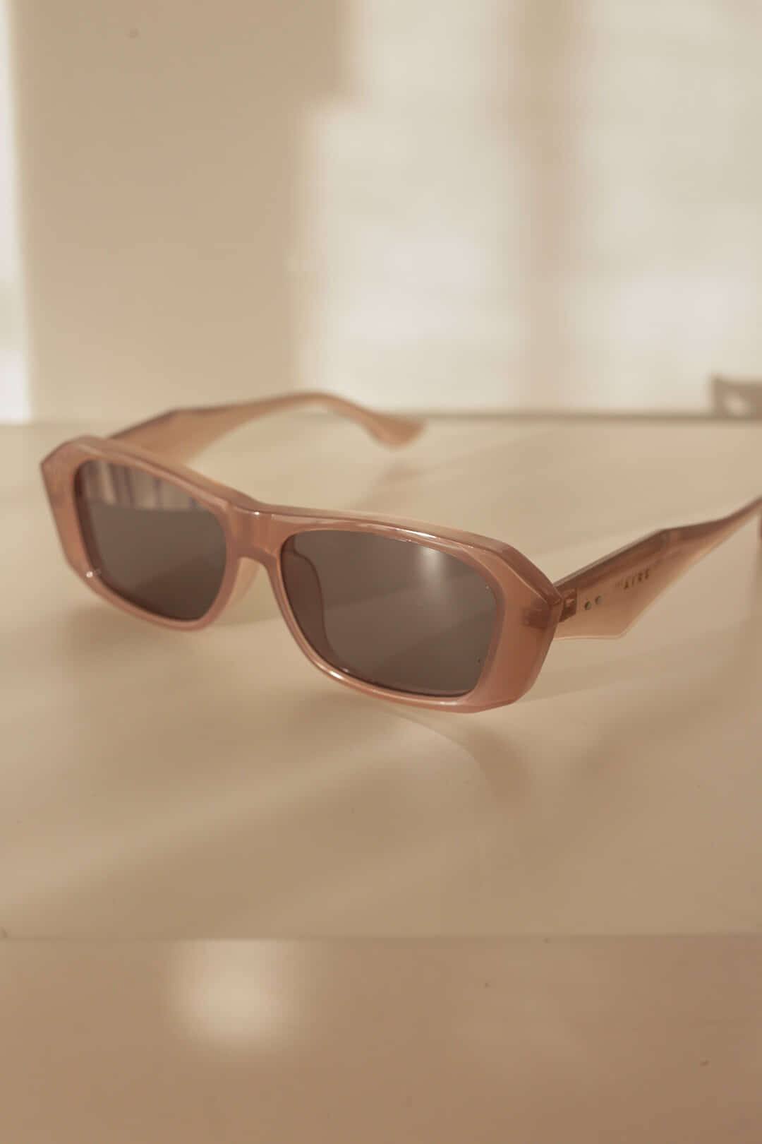 CELIA SUNNIES