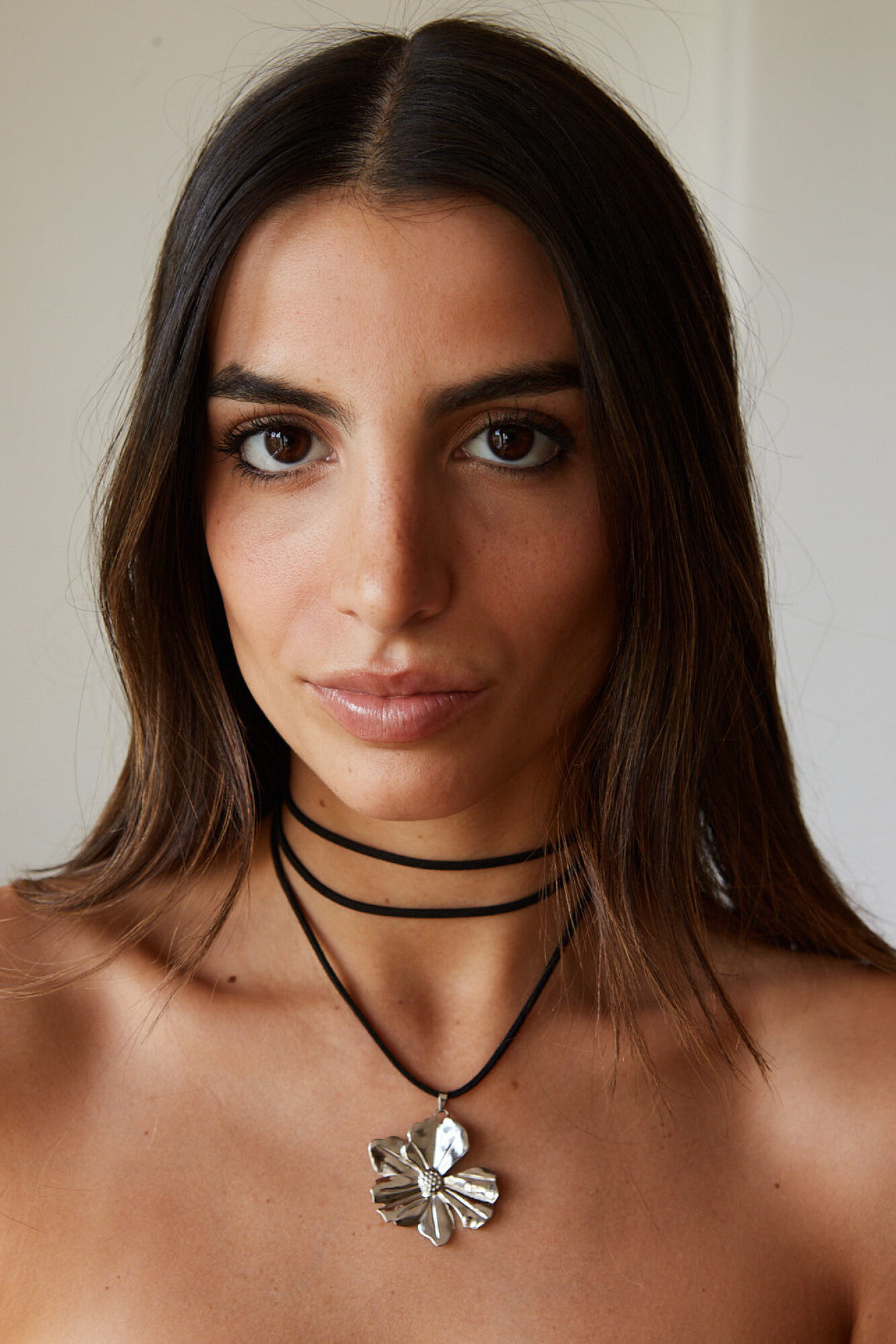 MAGNOLIA COLLAR