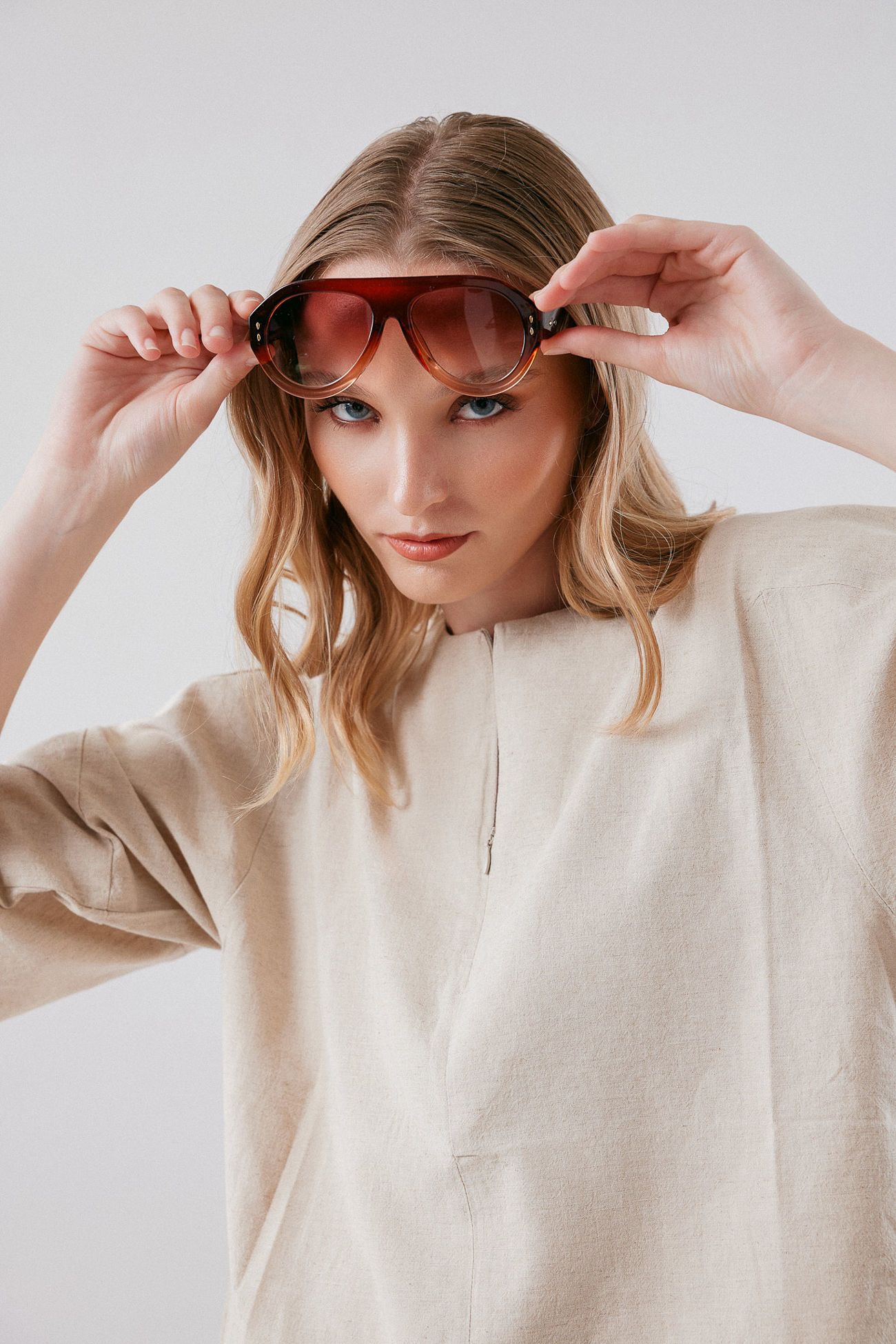 RAFAELA SUNNIES - AIRE X CRIADO