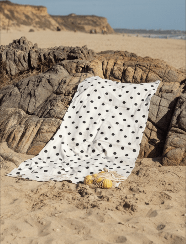 LONA POLKA DOTS