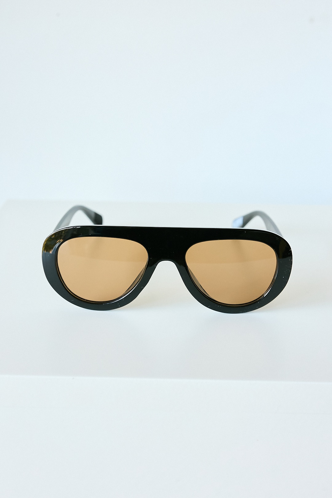 CHARLOTTE SUNNIES