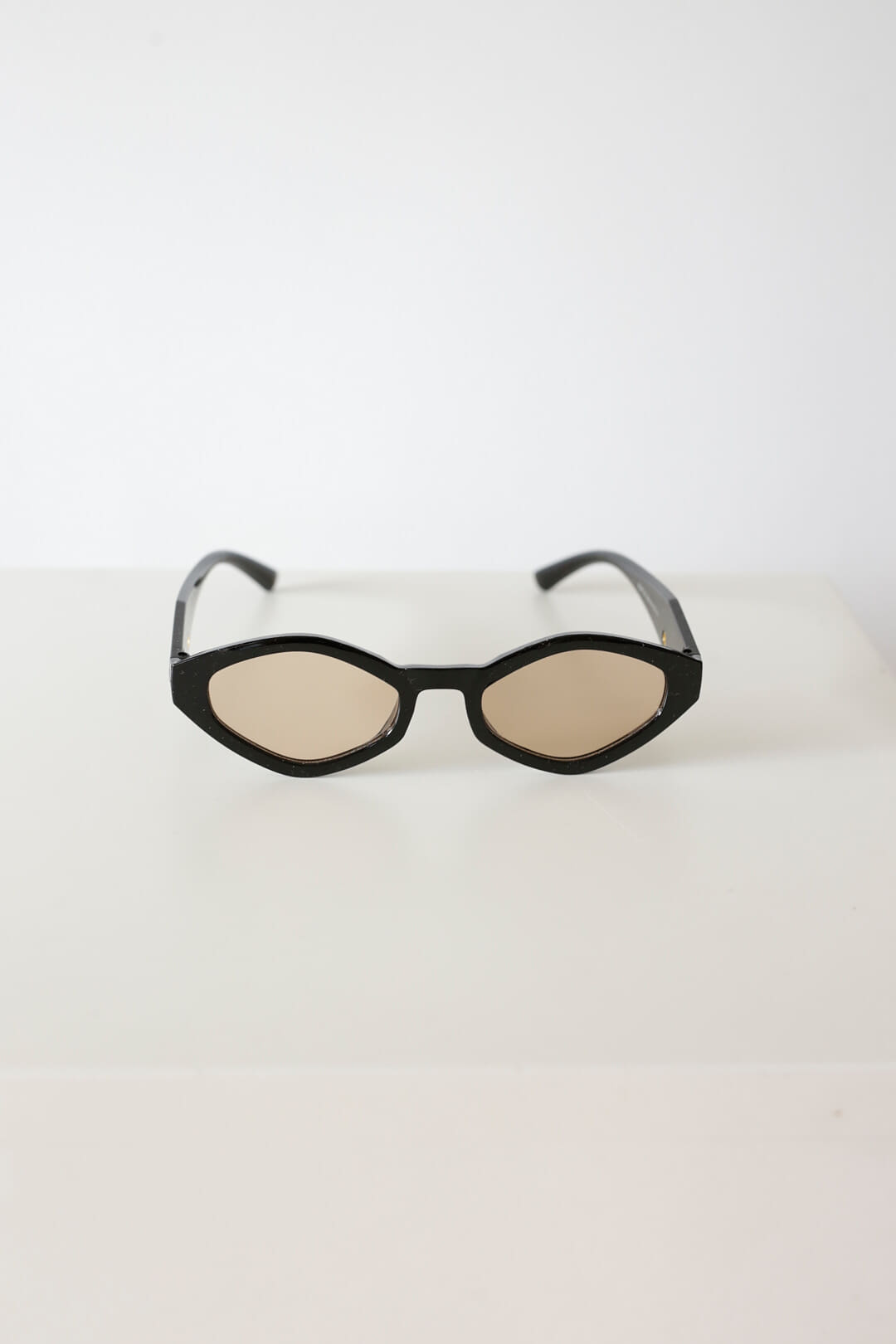 LEXA SUNNIES
