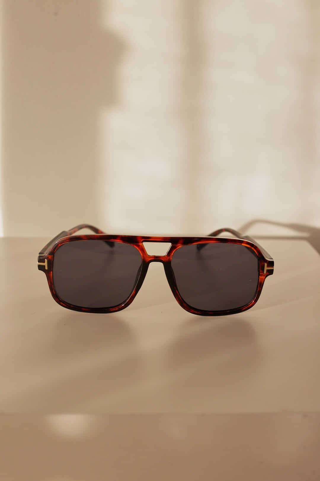 NOAH SUNNIES