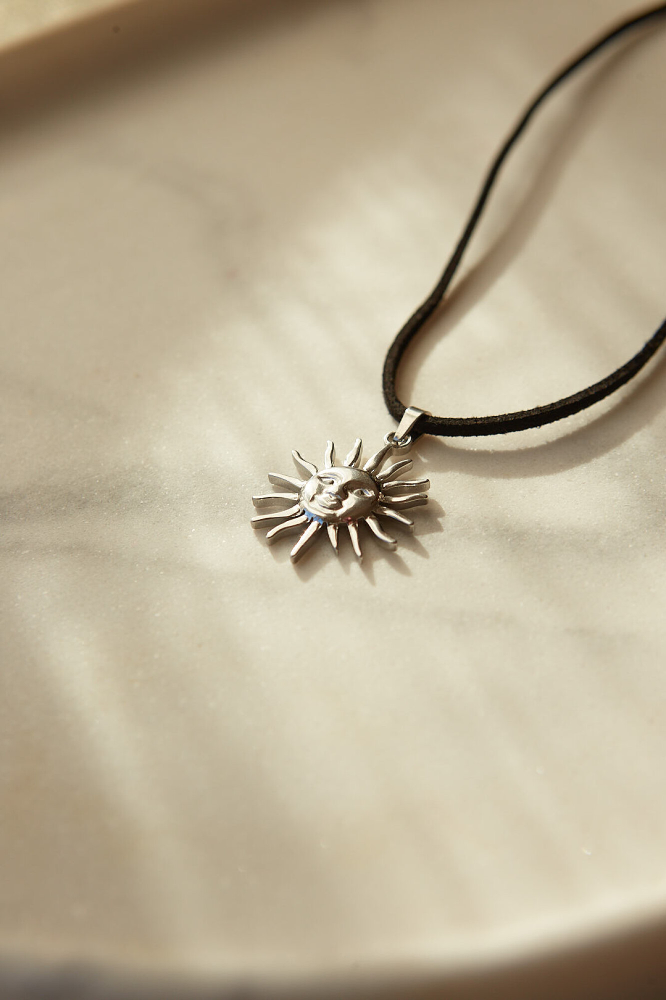 SUN COLLAR 