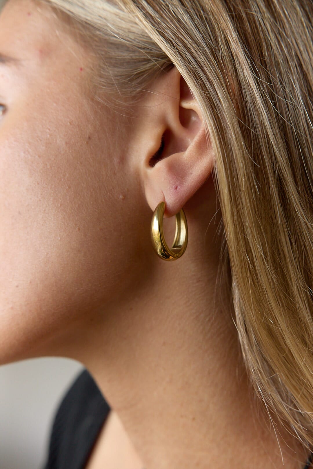 AROS OVAL