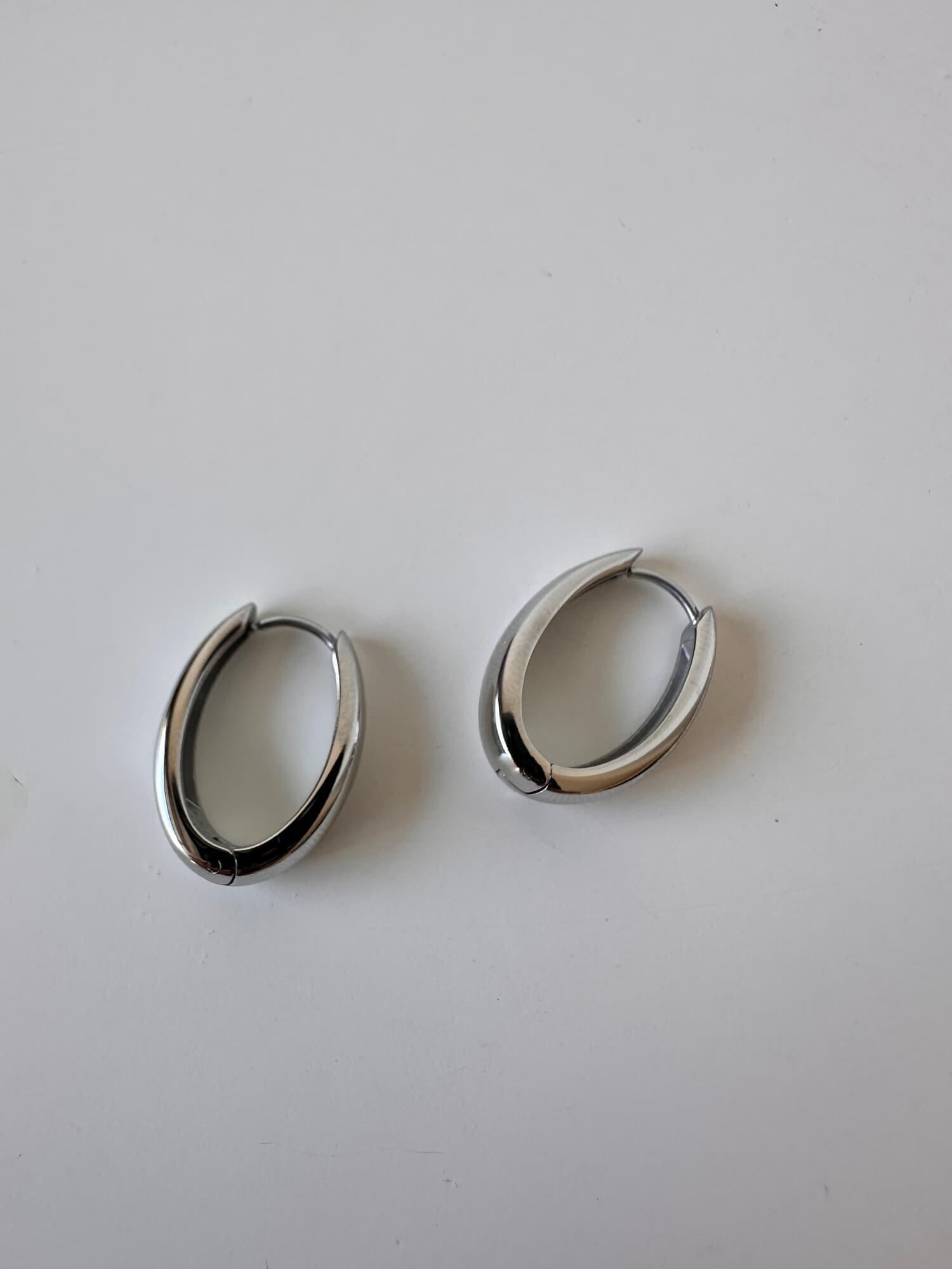 AROS OVAL