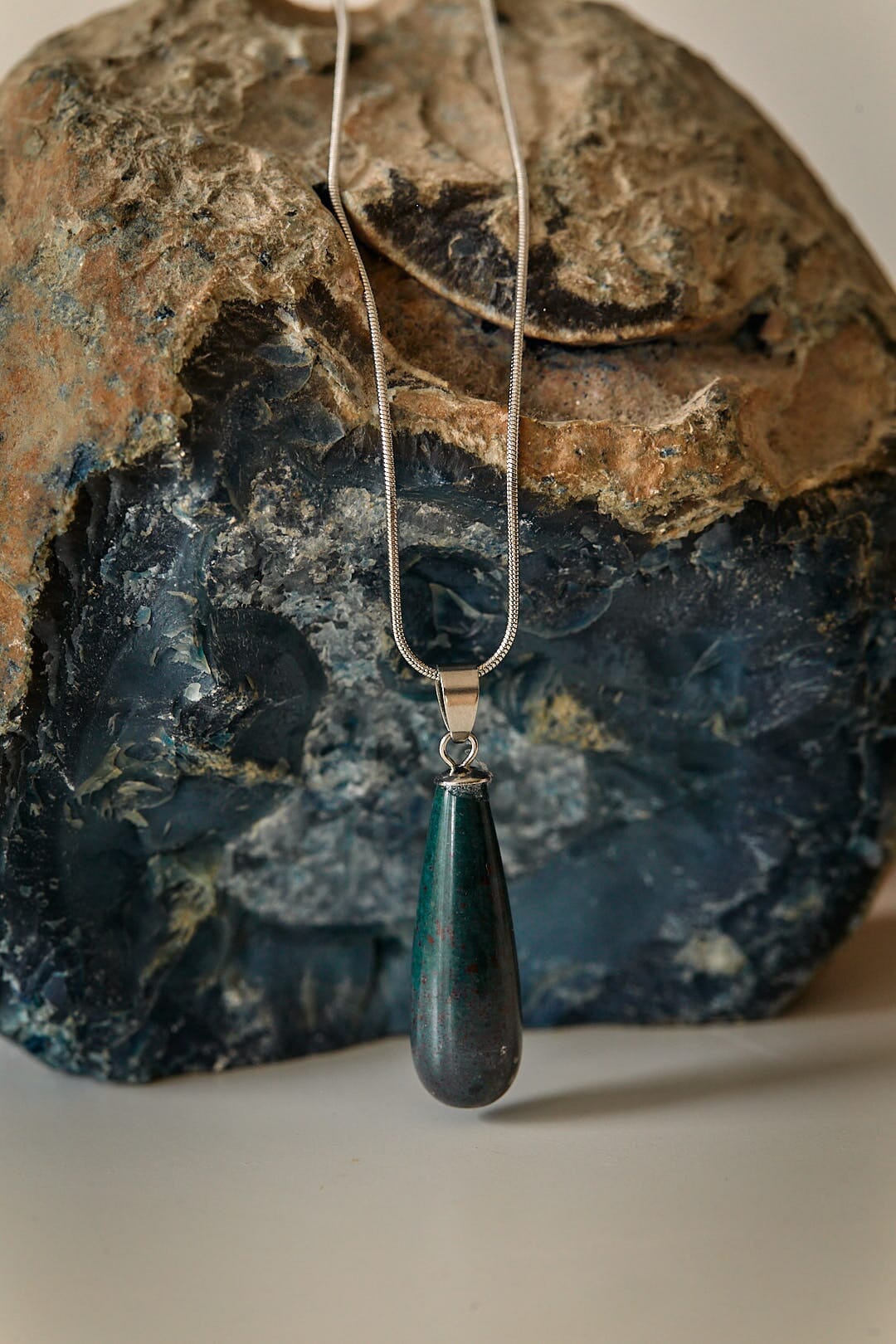 COLLAR GOTA STONE