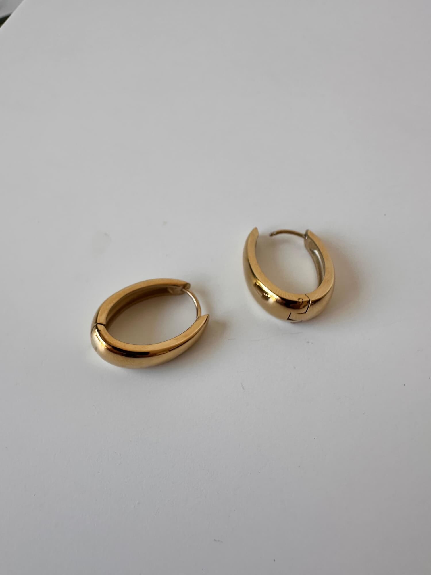 AROS OVAL