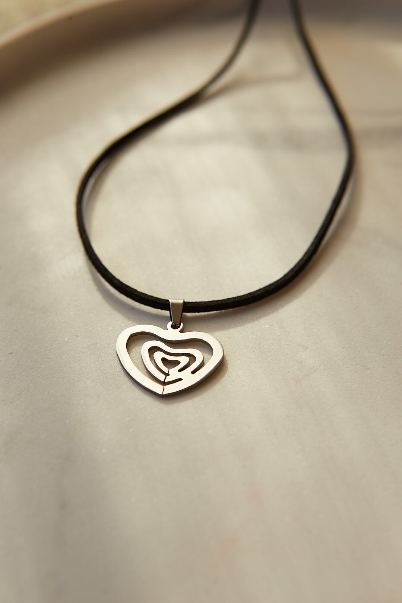 COLLAR LOVE ME MORE