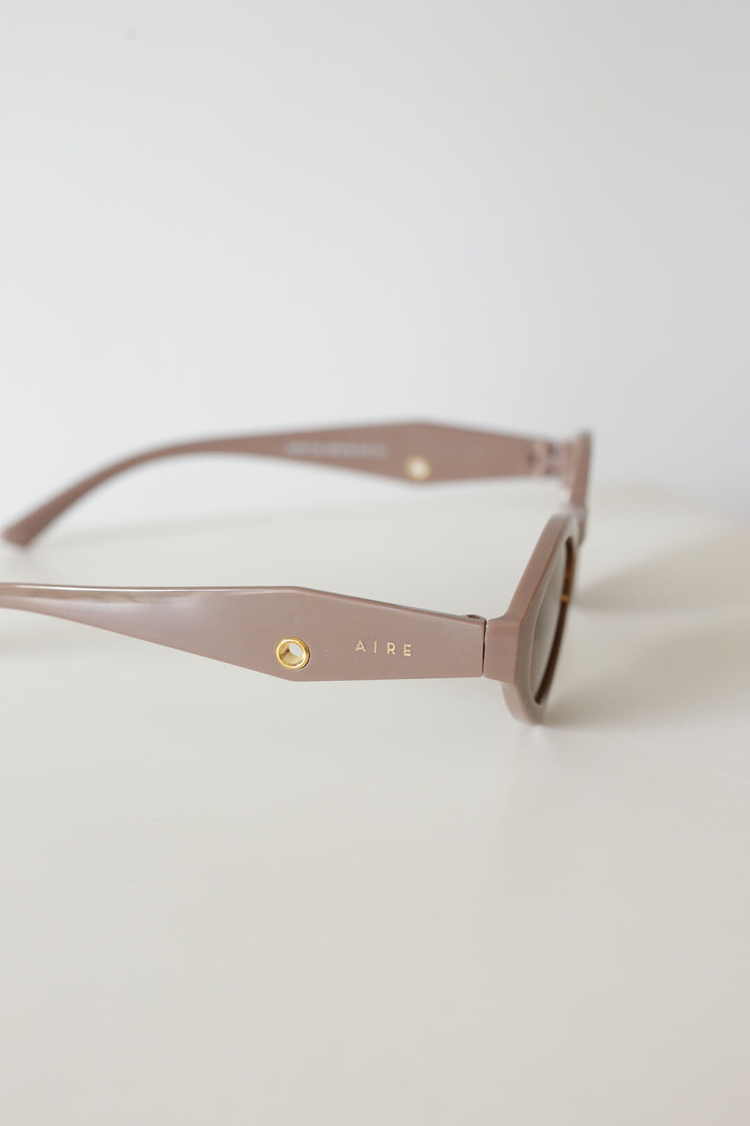 LEXA SUNNIES