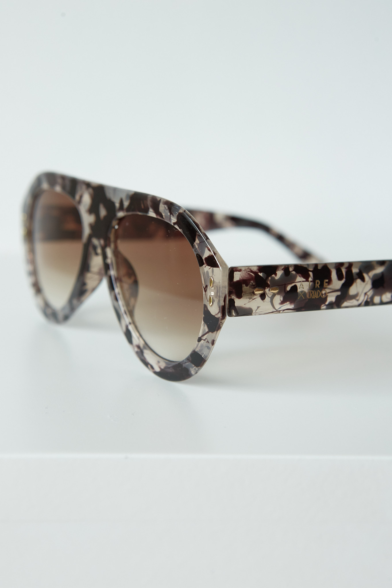 RAFAELA SUNNIES - AIRE X CRIADO