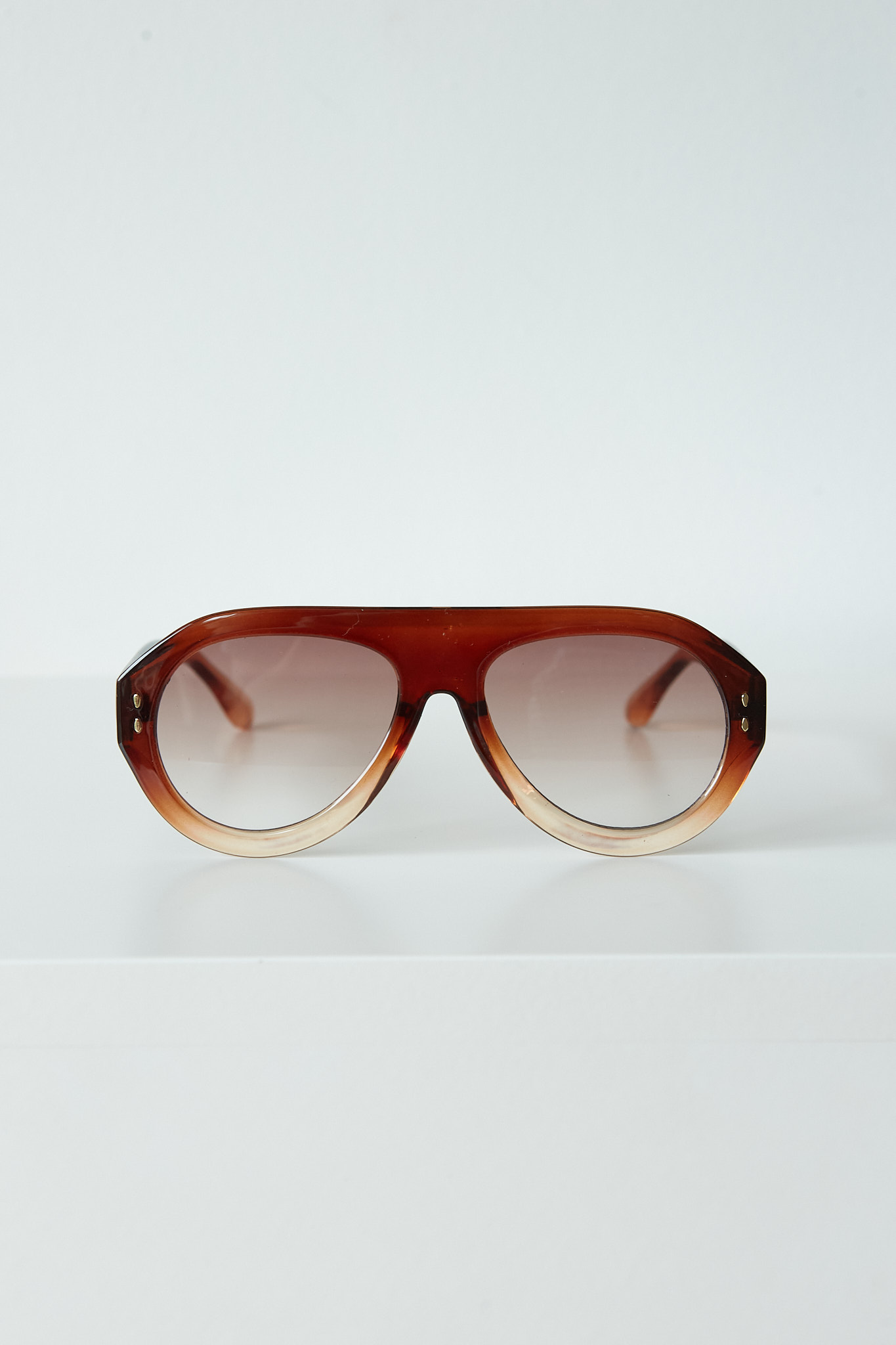 RAFAELA SUNNIES - AIRE X CRIADO