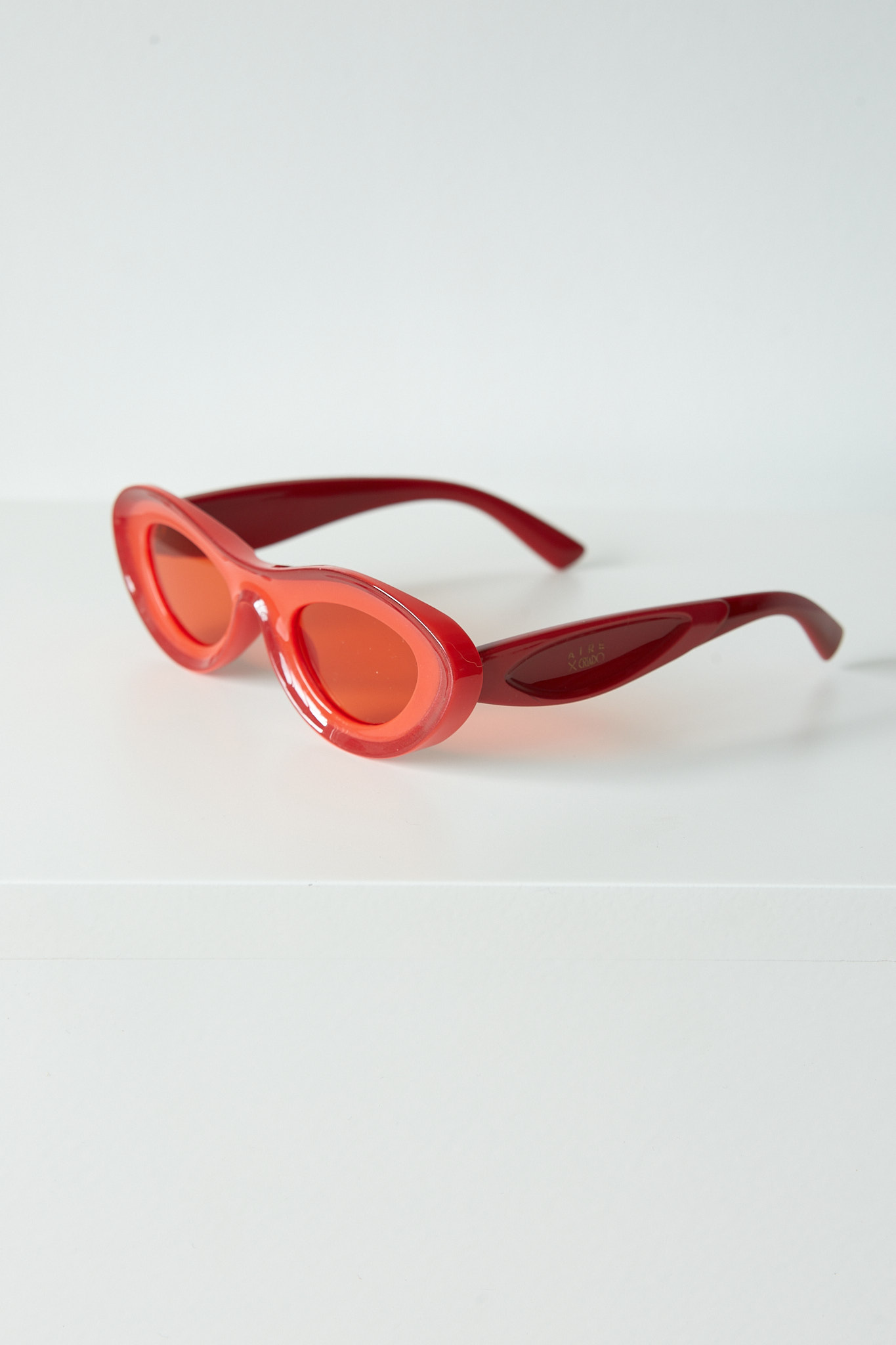 VITO SUNNIES - AIRE X CRIADO