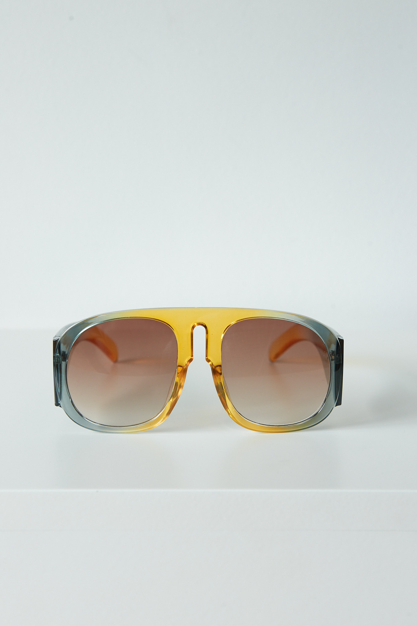 OLGA SUNNIES - AIRE X CRIADO