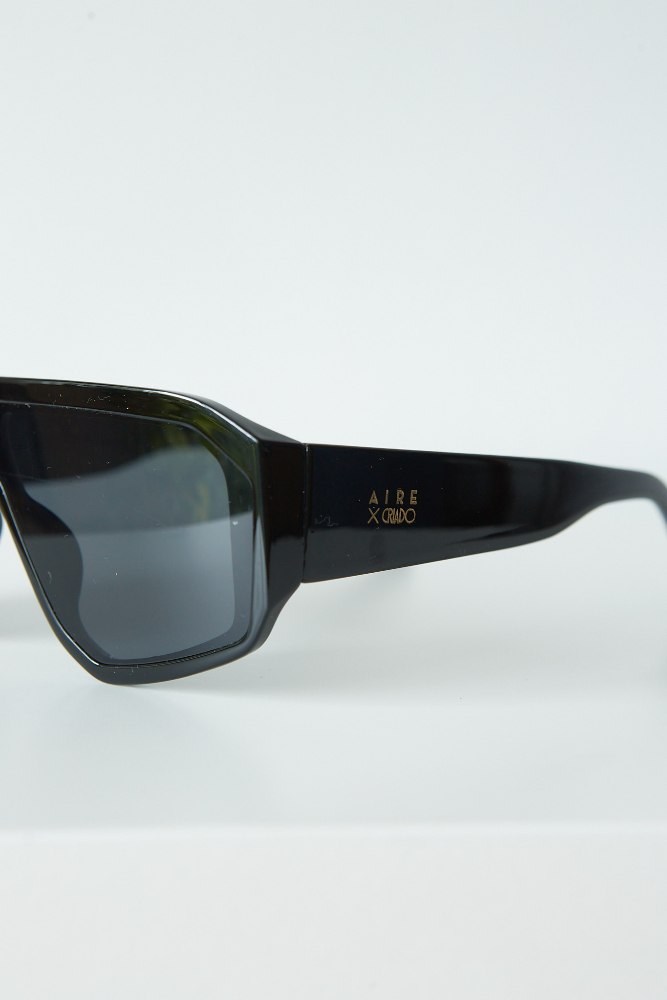 ALBA SUNNIES - AIRE X CRIADO
