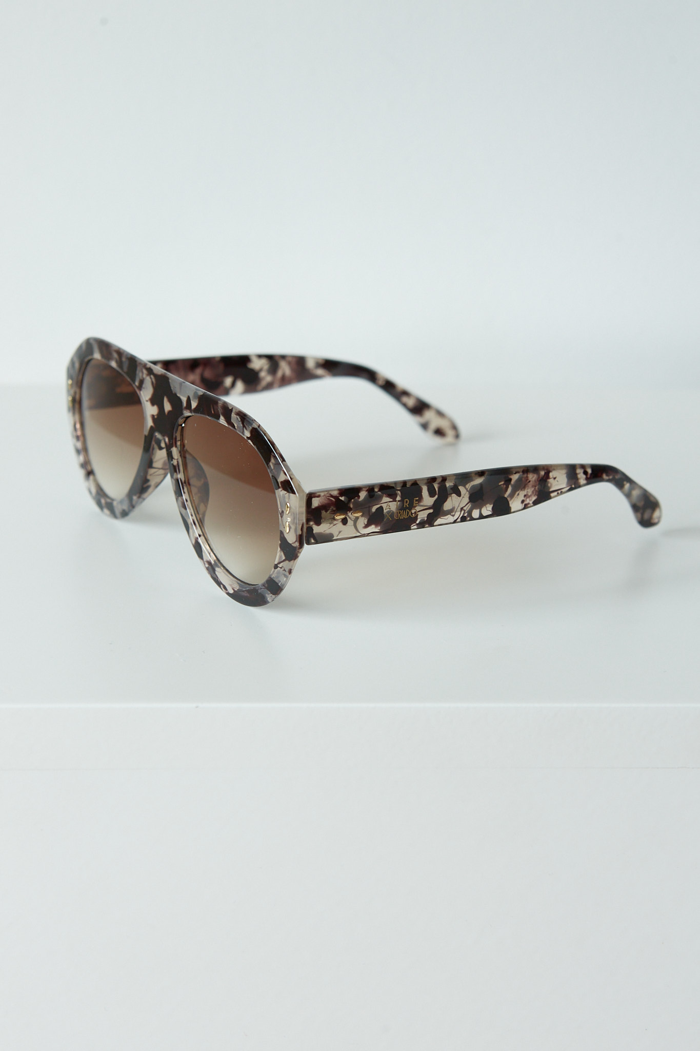 RAFAELA SUNNIES - AIRE X CRIADO