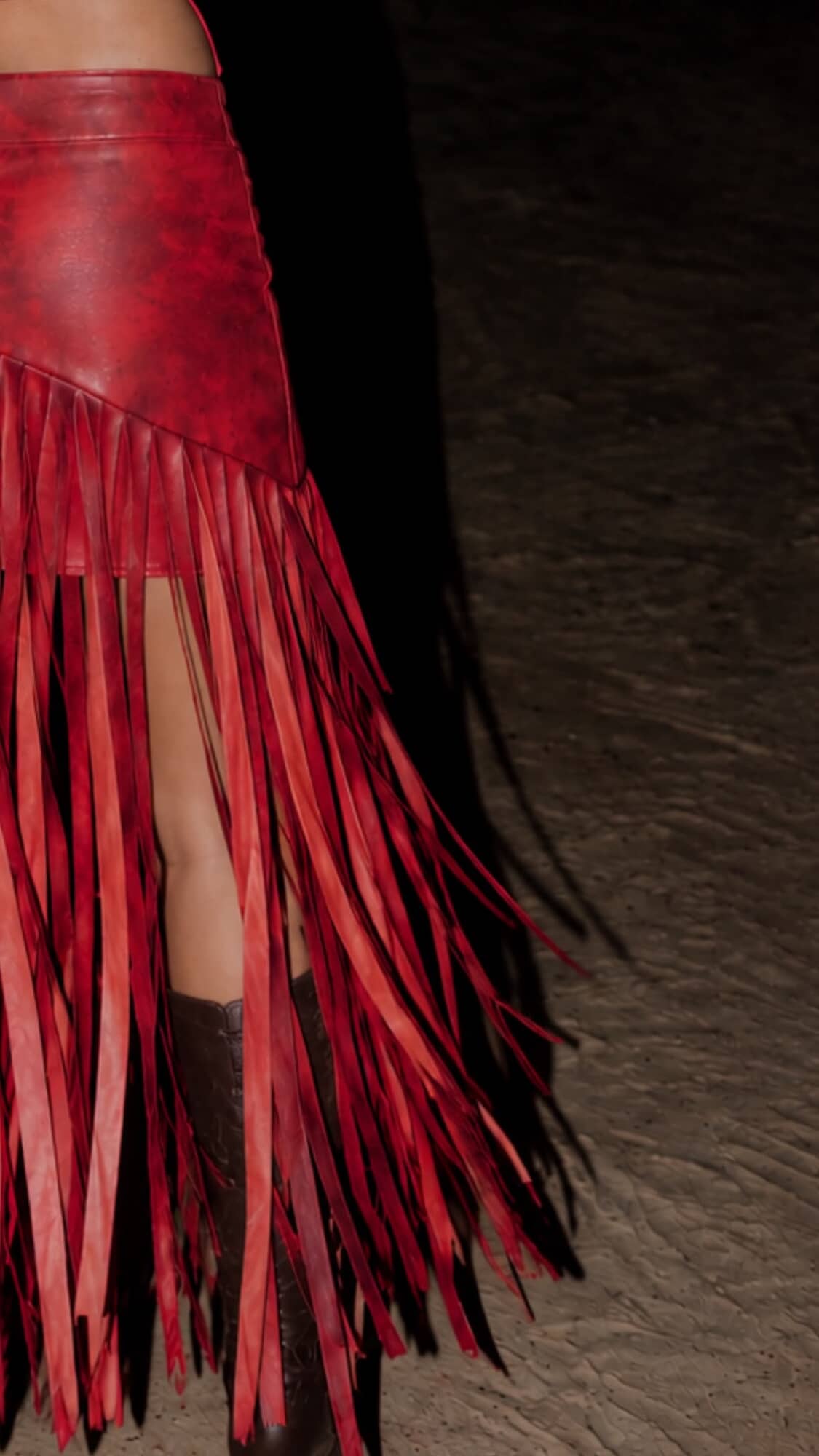 Leather Fringes Skirt Marmolado Rojo