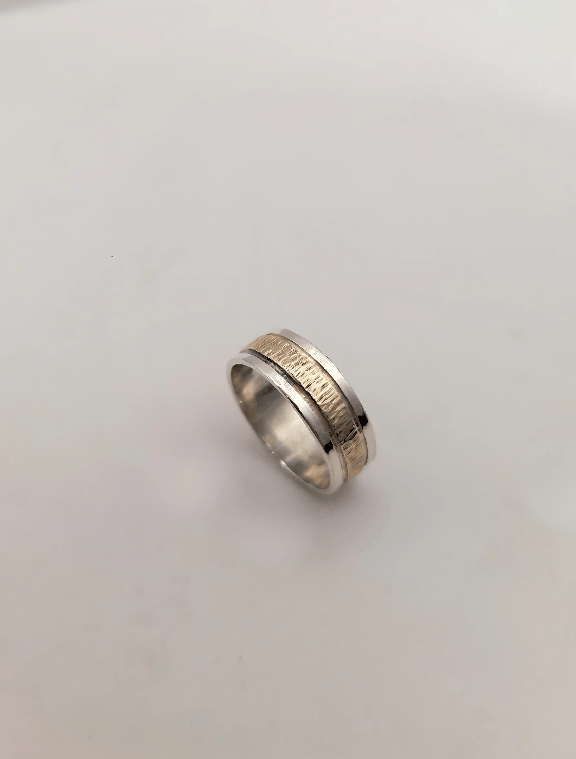 Alianzas Maiori con centro en oro 10K