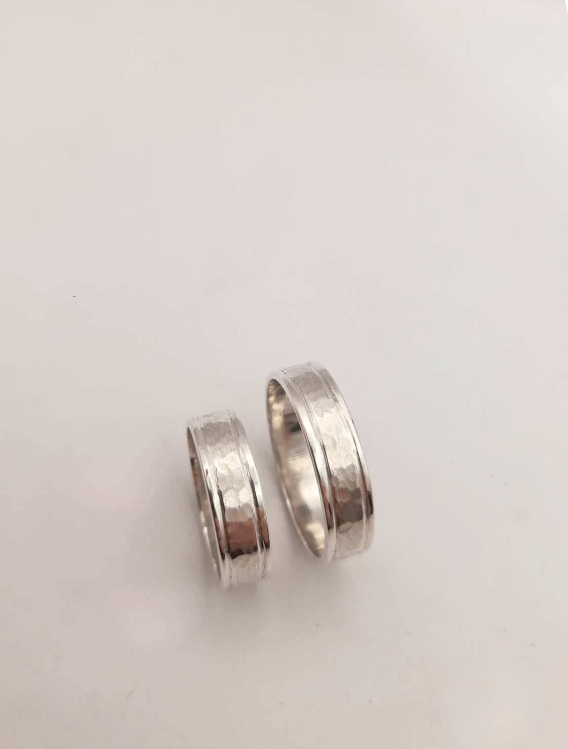 Alianzas remachadas en plata 950