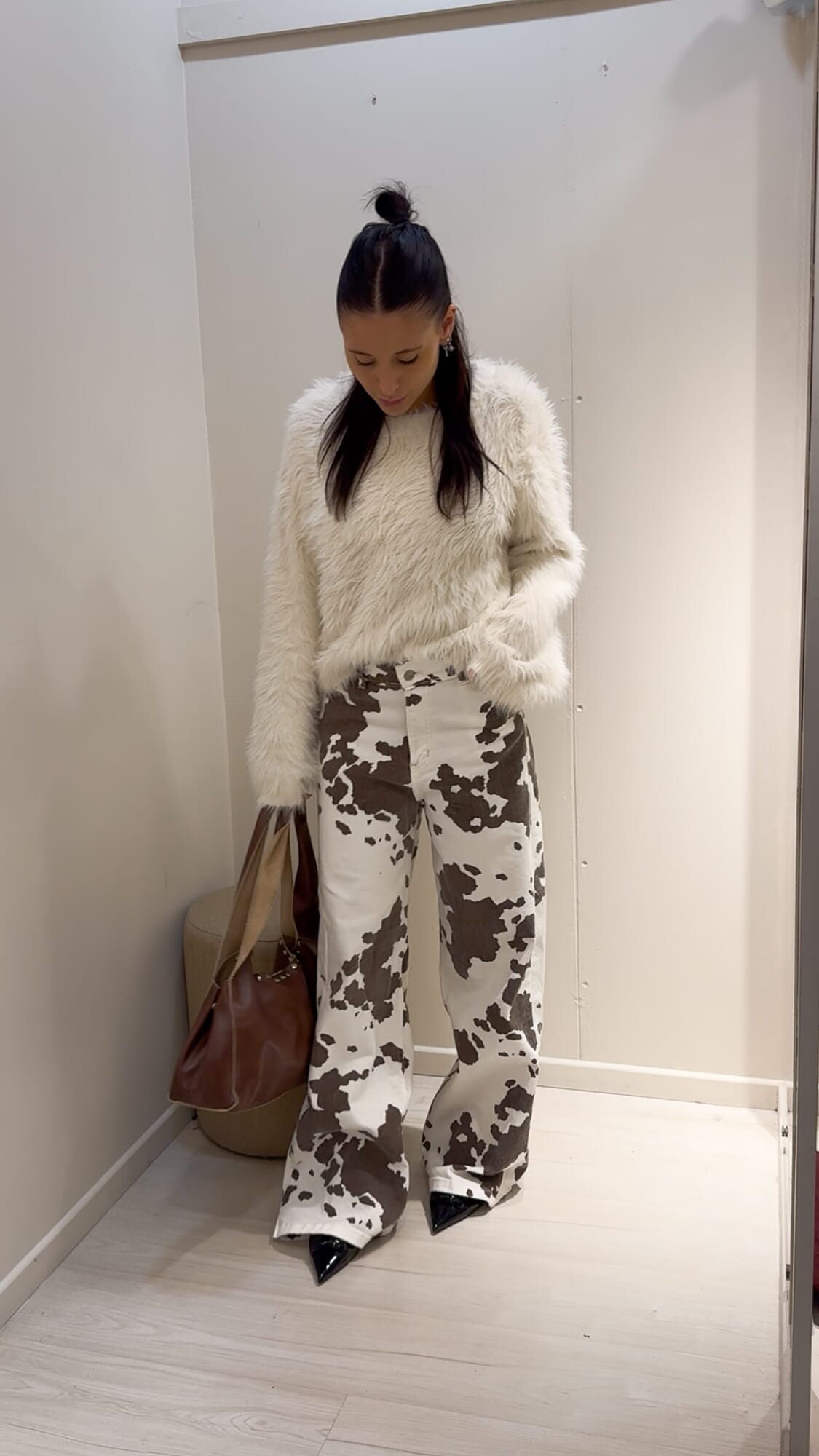 WIDE LEG COW