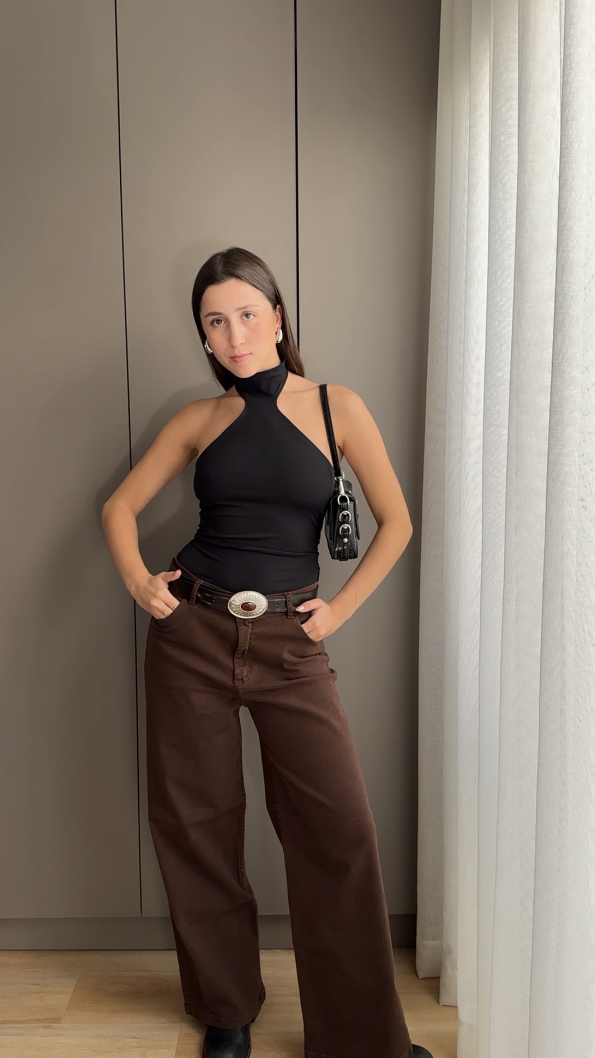 Wide leg