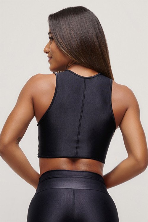 TOP ESSENCE CROPPED
