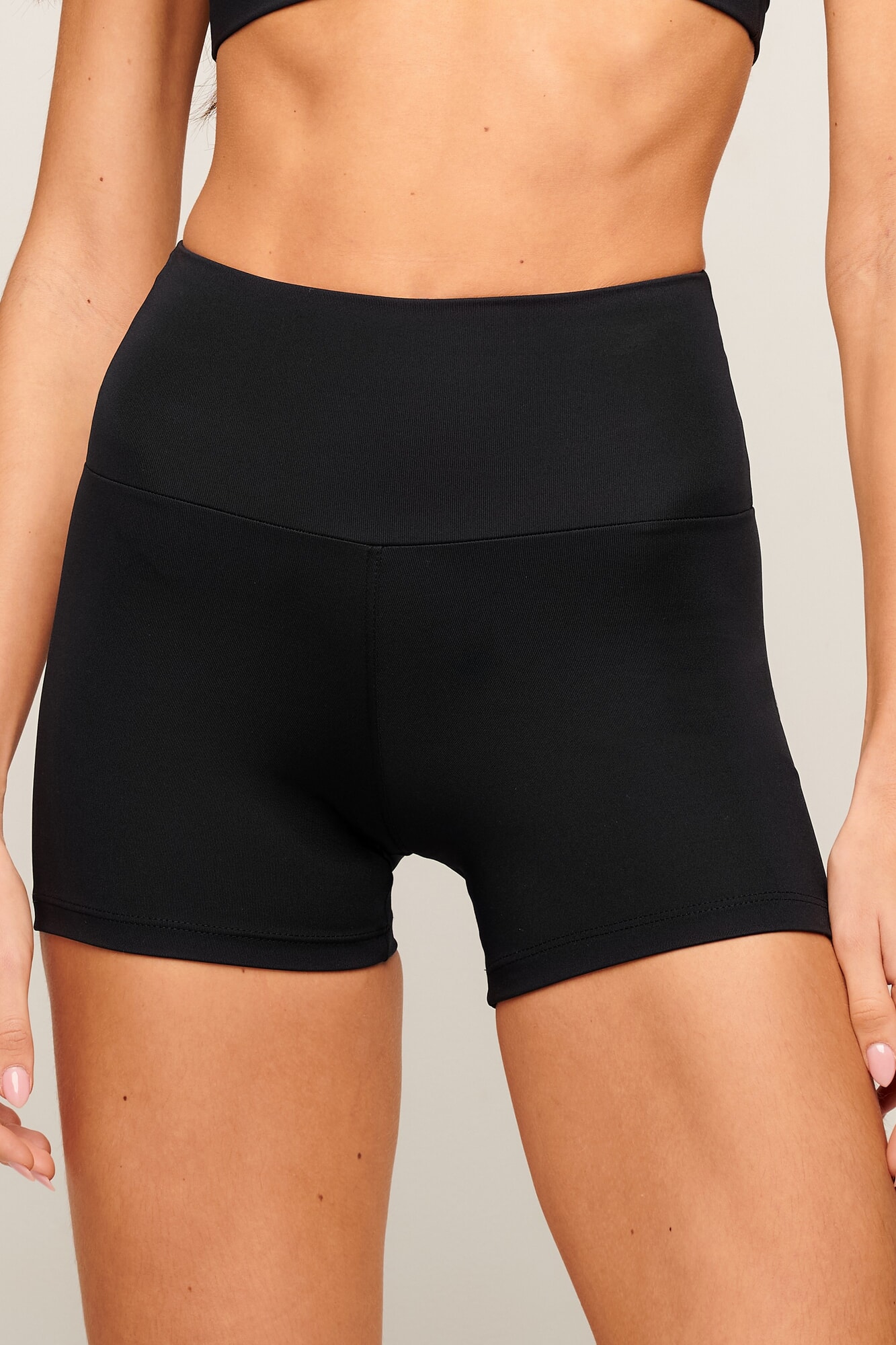 SHORT CLÁSICO SIN COSTURAS