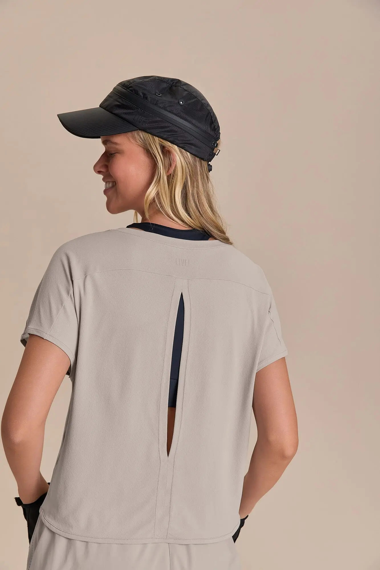REMERA BREATH BACK COMFORT