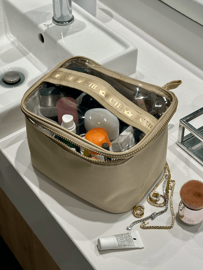 CARRY ALL NECESSAIRE