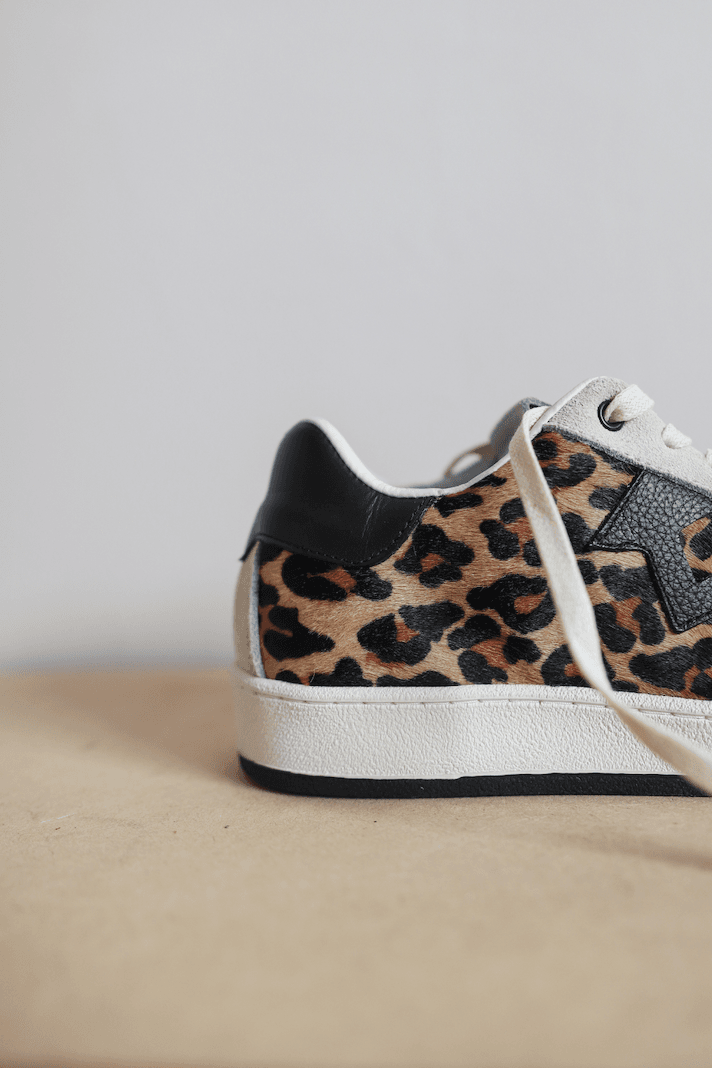 LOW CROWN SNEAKERS