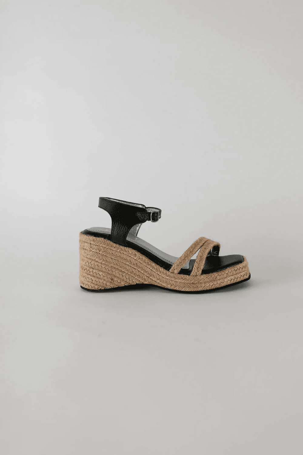STAND SANDALS