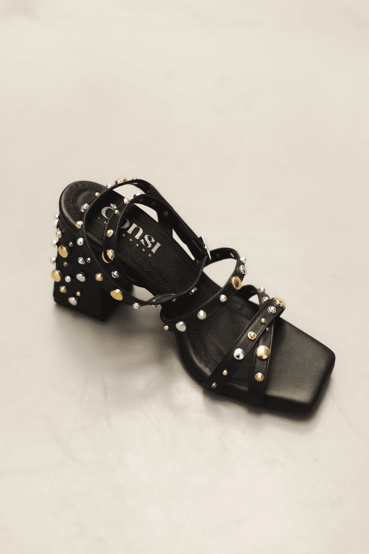 PRETTY PUNK HEELS