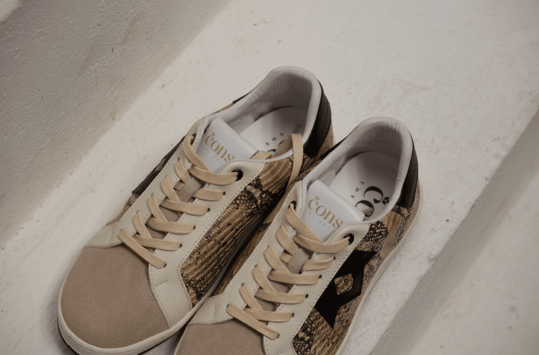 LOW CROWN SNEAKERS