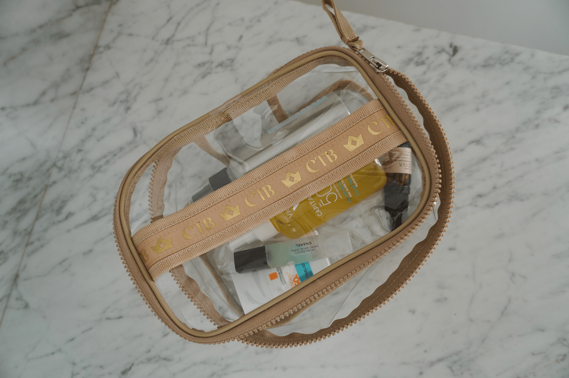 SMALL MAKEUP NECESSAIRE