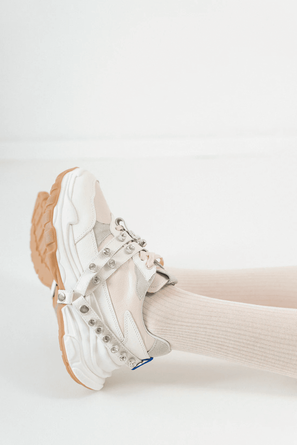 CHAMPIONES BLING SNEAKERS