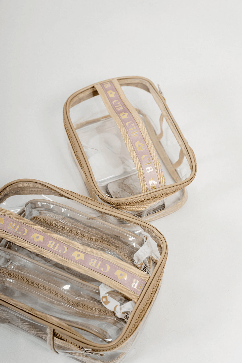 SMALL MAKEUP NECESSAIRE